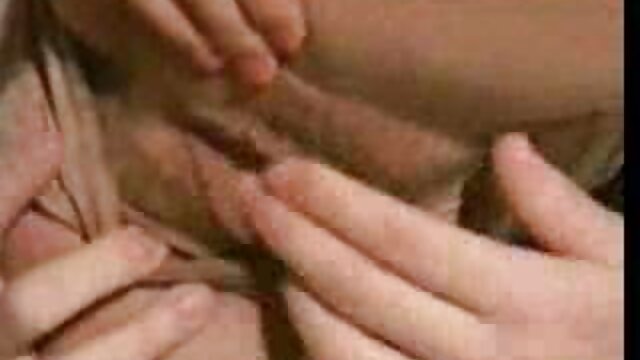 口を開けろ 女性 無料 アダルト ビデオ