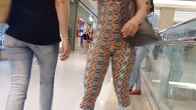 尻ブルネットポルノ おっぱい 女性 動画