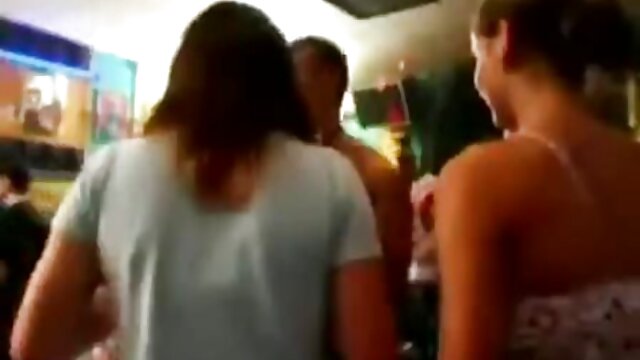 従業員との職場でのセックス エッチ クンニ 動画