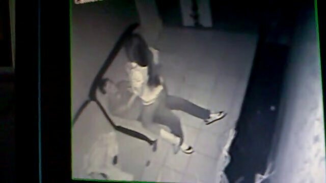 成熟したseductressは浴室で平手打ち 無料 エロ 女 向け