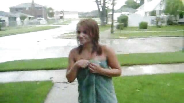 Tinka日本は彼女の猫をフルに終えました 自慰 女性 動画